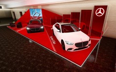 Mercedes-Benz trưng bày tại JW Marriott Hà Nội mùa Giáng sinh
