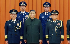 Chủ tịch Tập Cận Bình thăng quân hàm cao nhất cho hai tướng quân đội