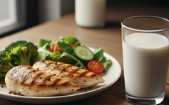 Bổ sung protein sao cho đúng và đủ?