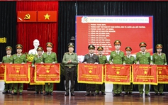 Bộ Công an tặng Cờ thi đua cho 14 tập thể thuộc Công an tỉnh Quảng Ngãi