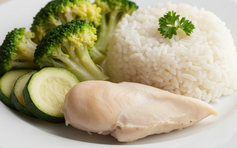 Giảm muối để bảo vệ thận nhưng ăn quá nhạt có thể phản tác dụng