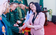 MTTQ Việt Nam tặng 30.000 suất quà cho người nghèo, người khó khăn dịp tết 2026