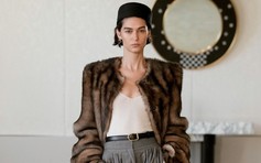 Mẹo phối đồ với kiểu quần bo gấu sành điệu như ở sàn diễn cao cấp