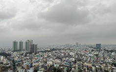 Sáng nay TP.HCM trời âm u, có mưa lớn trên diện rộng