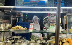 Sống ở TP.HCM: Đi chợ Campuchia ăn chè kiểu Việt Nam

