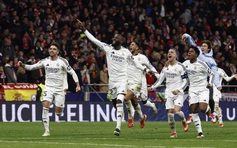 Real Madrid loại kịch tính Atletico: Vào tứ kết Champions League, pha trượt chân định mệnh của Alvarez