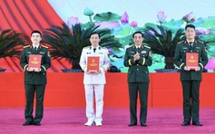 Thăng quân hàm trước hạn cho sĩ quan trẻ tiêu biểu toàn quân