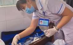 Phẫu thuật ca gãy lún mâm chày cho bệnh nhân Nigeria