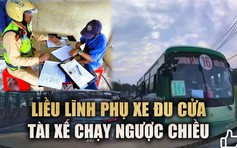 Tài xế xe buýt bất chấp chạy ngược chiều, phụ xe đu cửa 'bắt' xe khác tránh