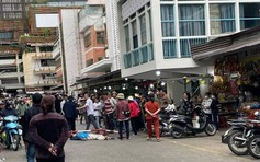 Nhảy từ cầu thang chợ Đà Lạt xuống đường, một người bị thương nặng