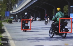 Hà Nội: Xe máy vượt đèn đỏ, đi ngược chiều bị phạt nguội