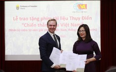 Thụy Điển tặng phim tài liệu Chiến thắng của VN