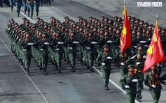 Đất nước thống nhất, diễu binh, diễu hành nói thế nào trong tiếng Anh?