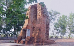 Tháp cổ Vĩnh Hưng được xếp hạng di tích quốc gia đặc biệt