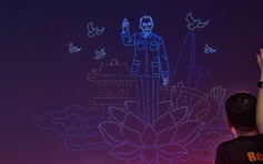 Ngắm màn tổng duyệt trình diễn drone trên bầu trời TP.HCM tối nay