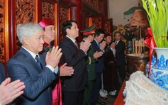 Chủ tịch nước dâng hương tưởng nhớ các Vua Hùng