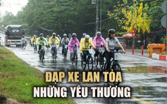 Đạp xe, vượt mưa gió gần 20km: Hành trình mang yêu thương đến trẻ mồ côi