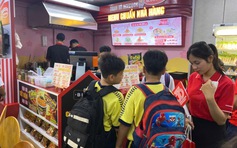 Trạm Mì Acecook tại cửa hàng tiện lợi Ministop với menu chuẩn nhà hàng