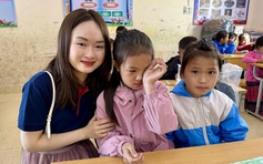 Dạy tiếng Anh cho học sinh Mèo Vạc: Một hành trình đặc biệt