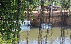 Bình Phước: Phát hiện thi thể người đàn ông mắc kẹt dưới chân cầu