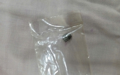 Dùng súng tự chế bắn vào ngực bạn nhậu