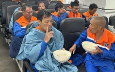 10 thuyền viên trong vụ chìm tàu ở Hà Tĩnh đã được cứu sống