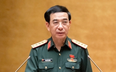 Bộ trưởng Bộ Quốc phòng trình dự án luật về tình trạng khẩn cấp