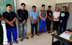 Tạm giữ hình sự nhóm nghi phạm đập phá quán phở, tạt sơn nhà dân