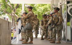 Thủy quân lục chiến vào Los Angeles, ông Trump không loại trừ biện pháp mạnh