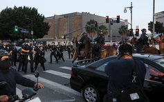 'Cuộc chiến' tương tàn nước Mỹ về đâu?