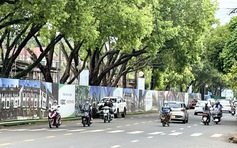 Đắk Lắk: Doanh nghiệp rào chắn trái phép vỉa hè, gây cản trở giao thông