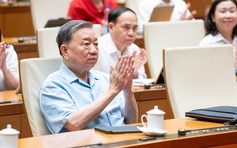 Quốc hội 'chốt' áp thuế thu nhập 10% với tất cả loại hình báo chí