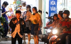 Góc khuất khi siết dạy thêm học thêm: Mong Bộ GD-ĐT đừng 'đánh trống bỏ dùi'