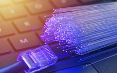 Kỷ lục tốc độ cáp quang: Tải toàn bộ kho phim Netflix trong vài giây