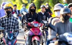 Hà Nội nắng nóng hơn 40 độ C trước ngày đón mưa giông