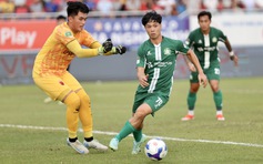 Công Phượng giúp CLB Bình Phước giành vé play-off, hồi hộp chờ V-League kết thúc