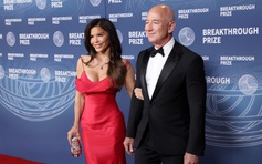 Căng thẳng trước lễ cưới tỉ phú Jeff Bezos