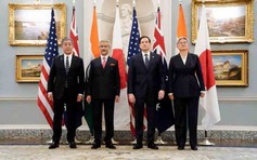 Mỹ 'làm giá', Bộ tứ gặp sóng gió