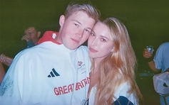 Đám cưới toàn sao của con gái tỉ phú Steve Jobs