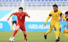 Tại sao đội tuyển Việt Nam không dùng trung phong để đấu Malaysia, có lý do cả đấy!
