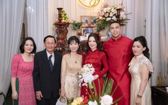 Chàng rể là lính cứu hỏa Mỹ tập đọc tiếng Việt trong đám hỏi