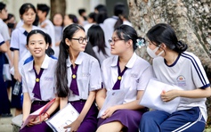 Đề thi tốt nghiệp THPT khó, điểm chuẩn ĐH giữa các tổ hợp môn có khác nhau?