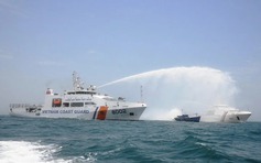 2 tàu hiện đại hoạt động cùng ngày của Cảnh sát biển tham gia nhiệm vụ A80