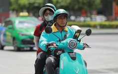 Trung bình mỗi tháng kiếm 8,7 triệu, tài xế công nghệ có đủ tiền đổi xe điện?