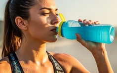 Cần lưu ý gì khi tập thể dục trong thời tiết nóng?