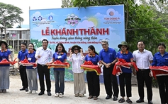 Tôn Đông Á gieo hạt mầm yêu thương trên đất Sen hồng