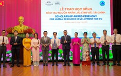 Đà Nẵng đưa cán bộ đi đào tạo tại Trung tâm tài chính quốc tế Singapore
