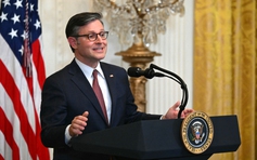 Hạ viện Mỹ nghỉ sớm để tránh bỏ phiếu công bố hồ sơ Epstein?