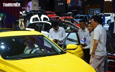 Ô tô gầm cao ngày càng được ưa chuộng, doanh số bán xe sedan giảm hơn 7%