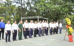 Công ty Điện lực Quảng Trị tri ân các anh hùng liệt sĩ